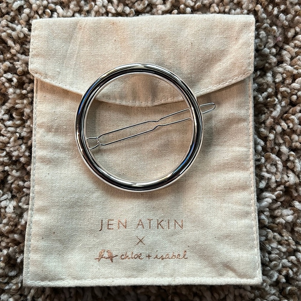 Silver Chloe and Isabel Jen Atkin hair barrette